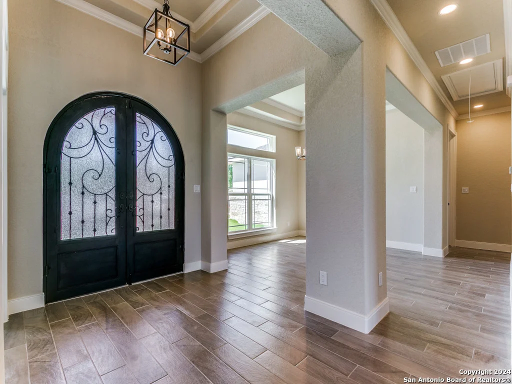 Photo of 929 MOONLIGHT DR