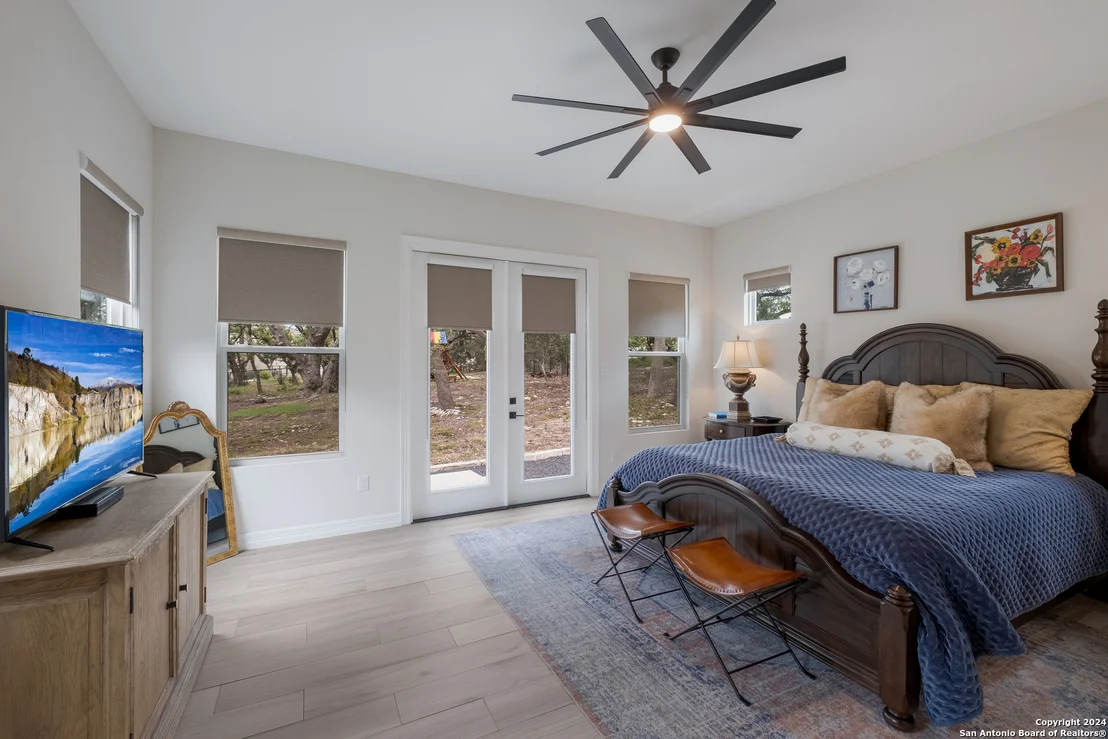 Photo of 718 post oak ridge