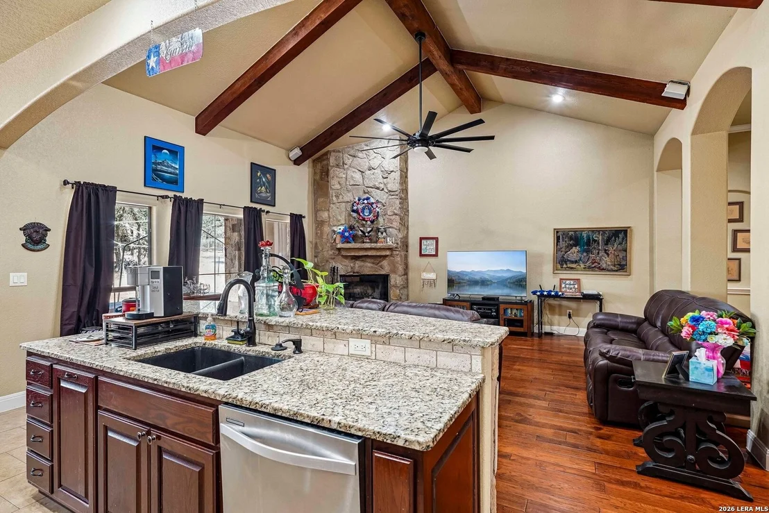 Photo of 129 HIDDEN FOREST DR
