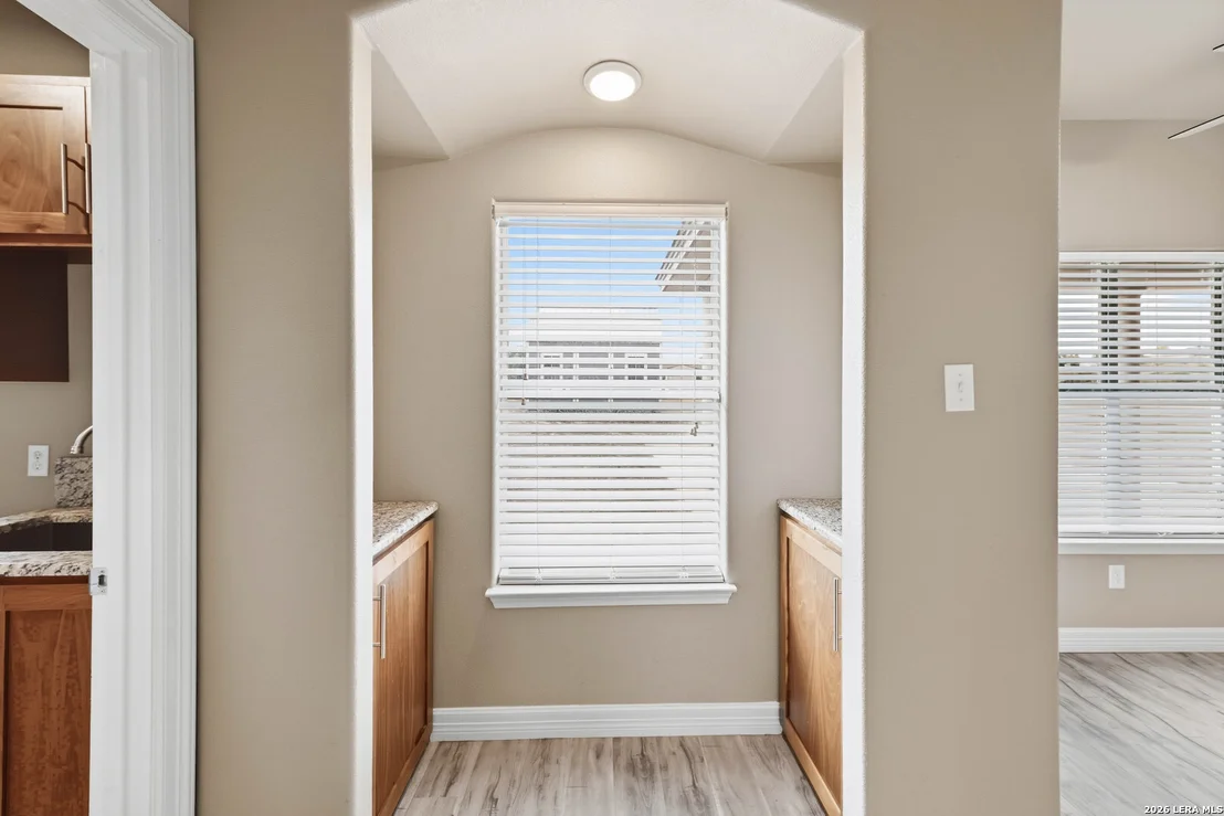 Photo of 353 BIG OAK DR