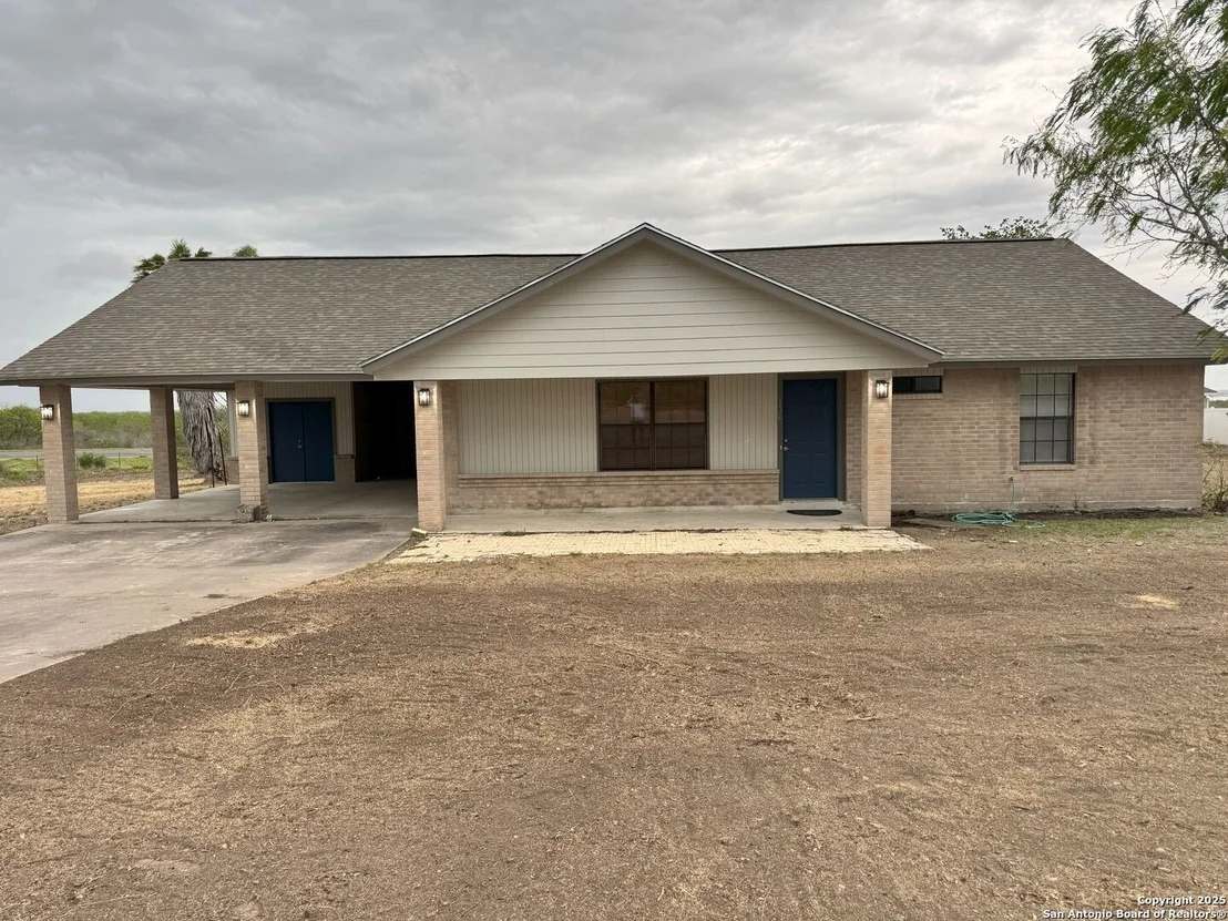 Photo of 136 Lakeview Trace