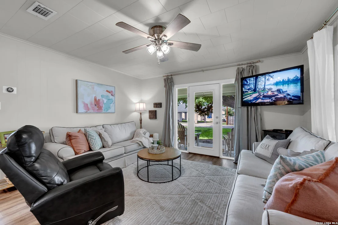Photo of 301 Riverside Drive