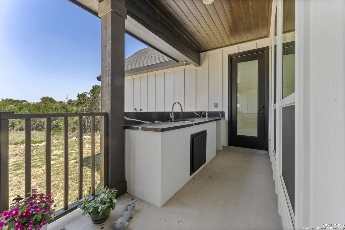Photo of 1101 Persimmon