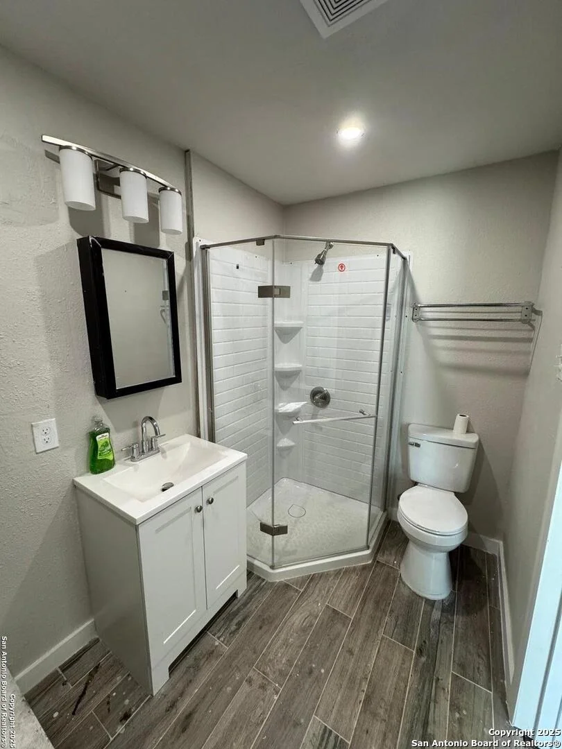 Photo of 207 Goodwin