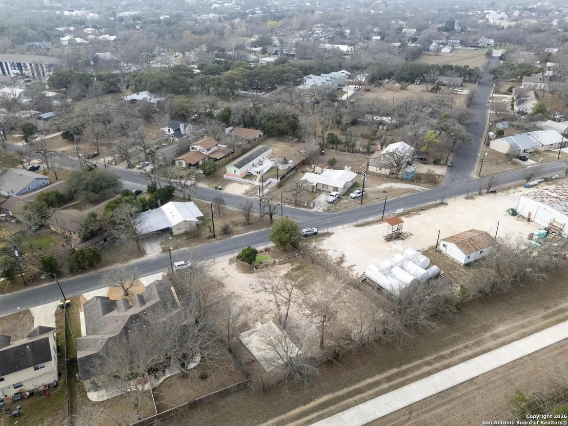 Photo of 311 Ebner