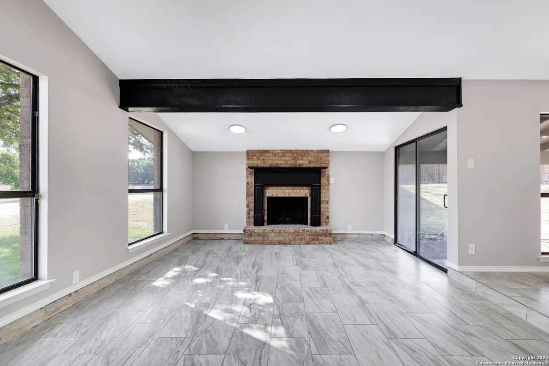 Photo of 10316 ROYAL MEADOWS