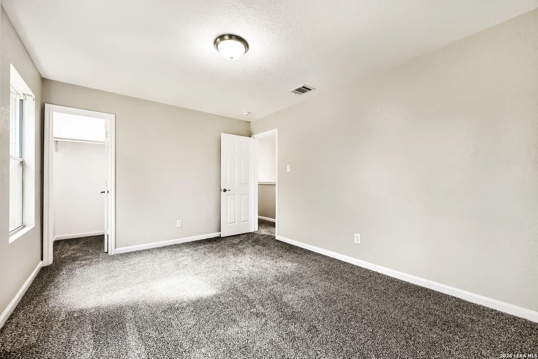 Photo of 117 Gatewood Clf
