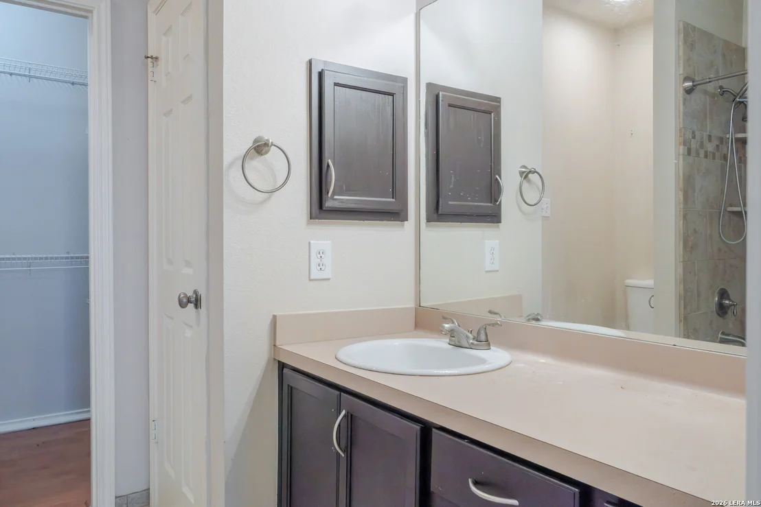 Photo of 8607 Belhaven
