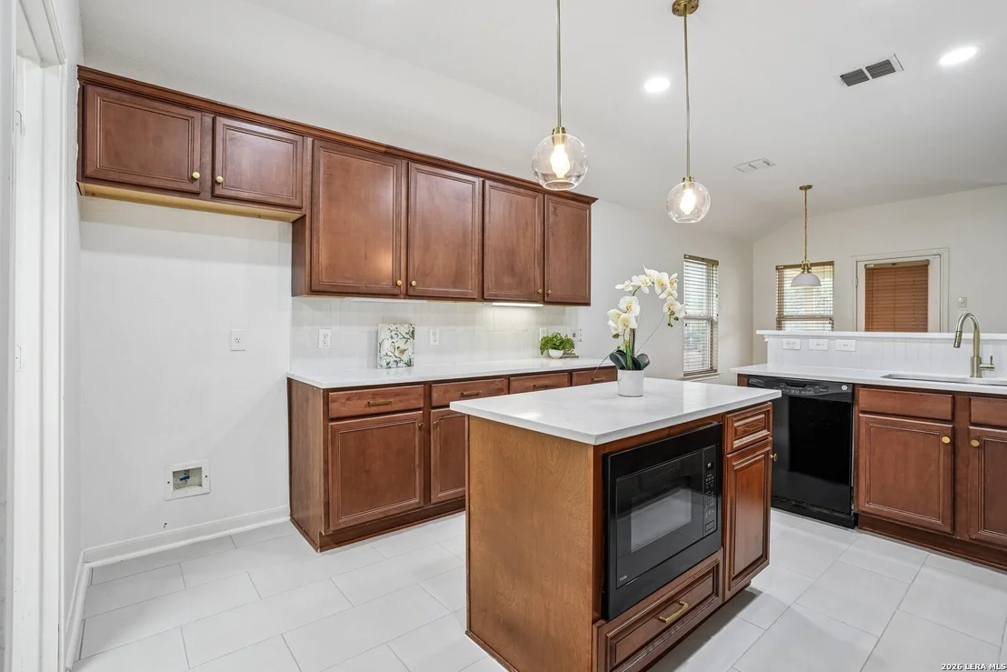 Photo of 407 Cushing
