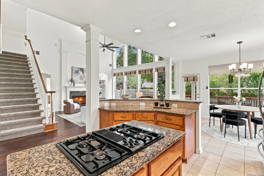 Photo of 18619 Rogers Pl