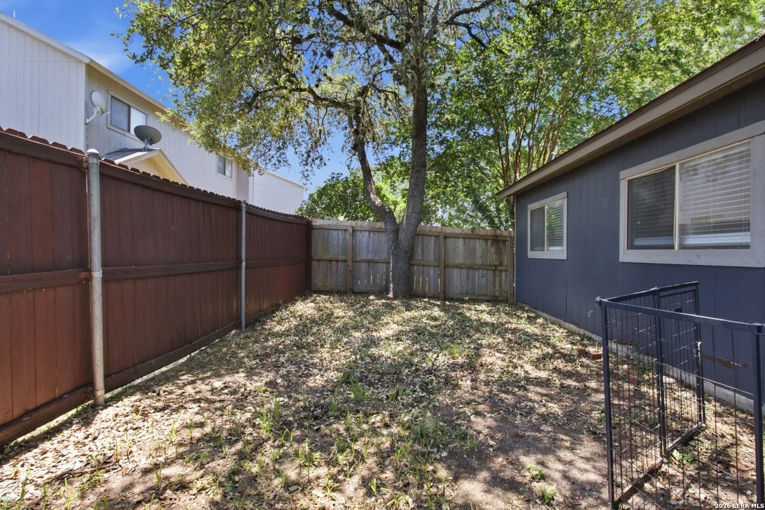 Photo of 13014 Cavern Park Dr