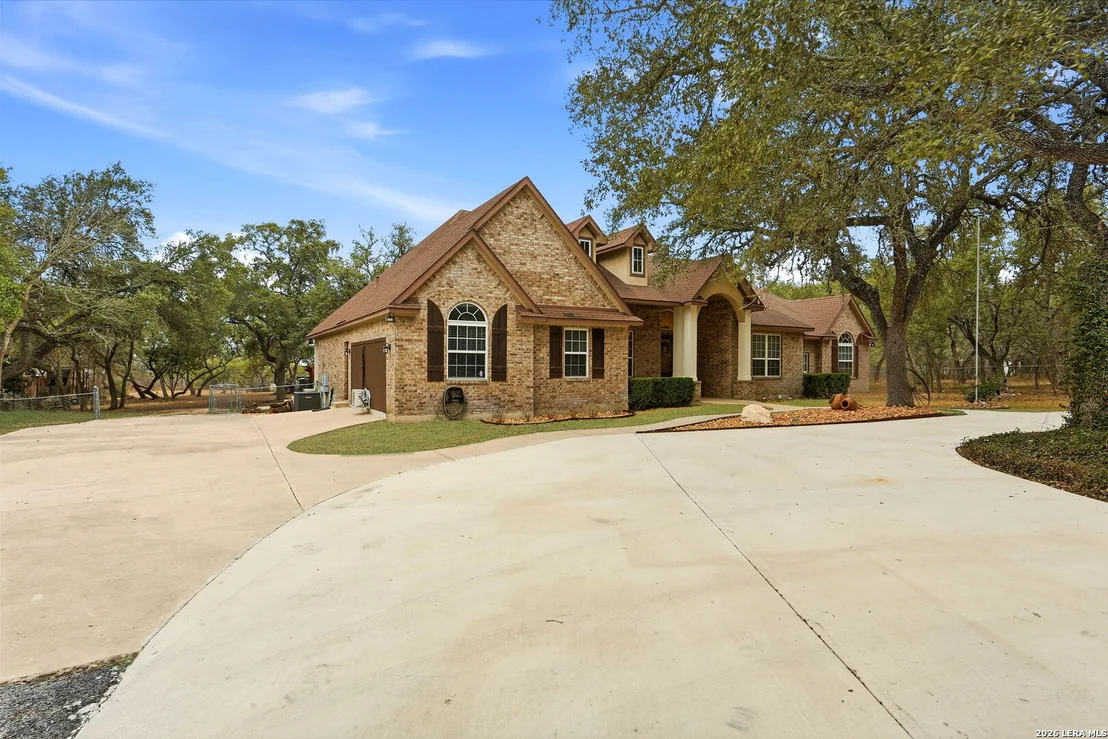Photo of 813 County Road 375