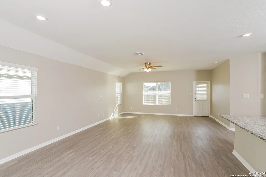 Photo of 8022 Dovers Den