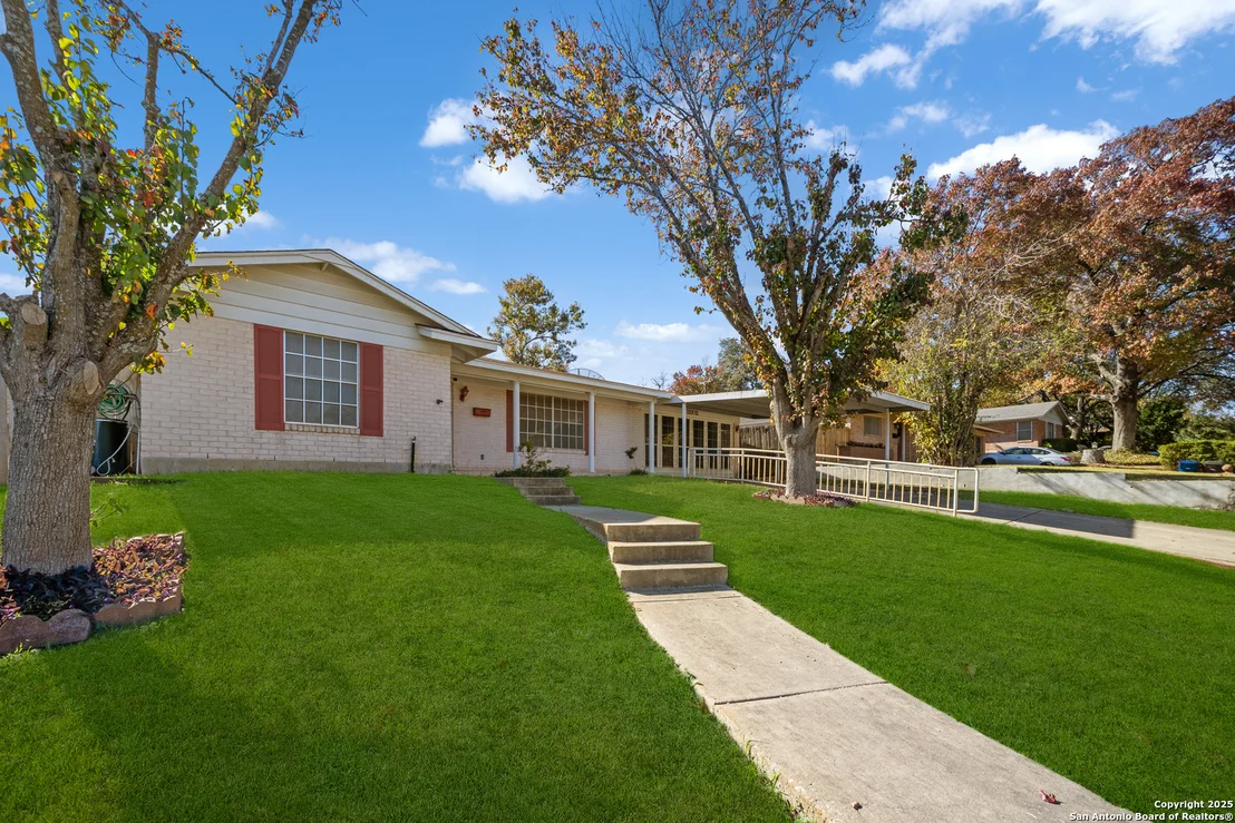 Photo of 3802 Oak