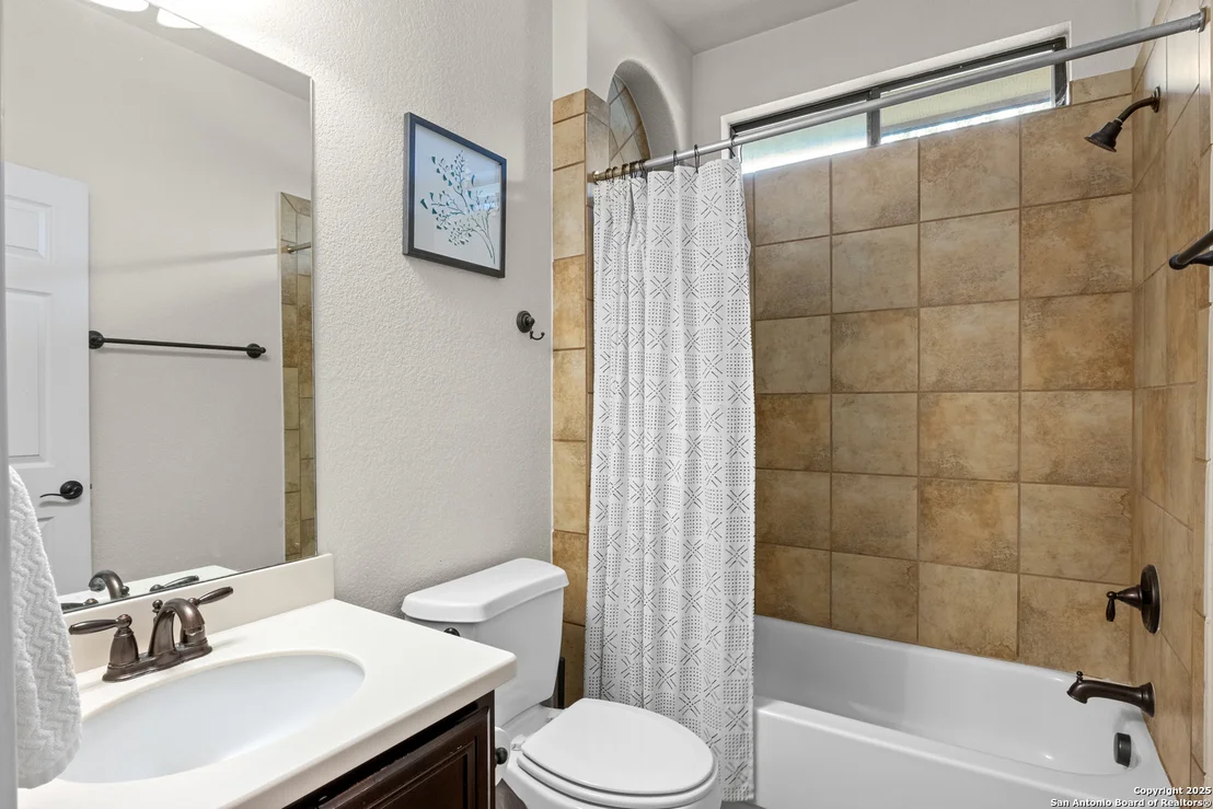 Photo of 9815 Leubeck Ranch