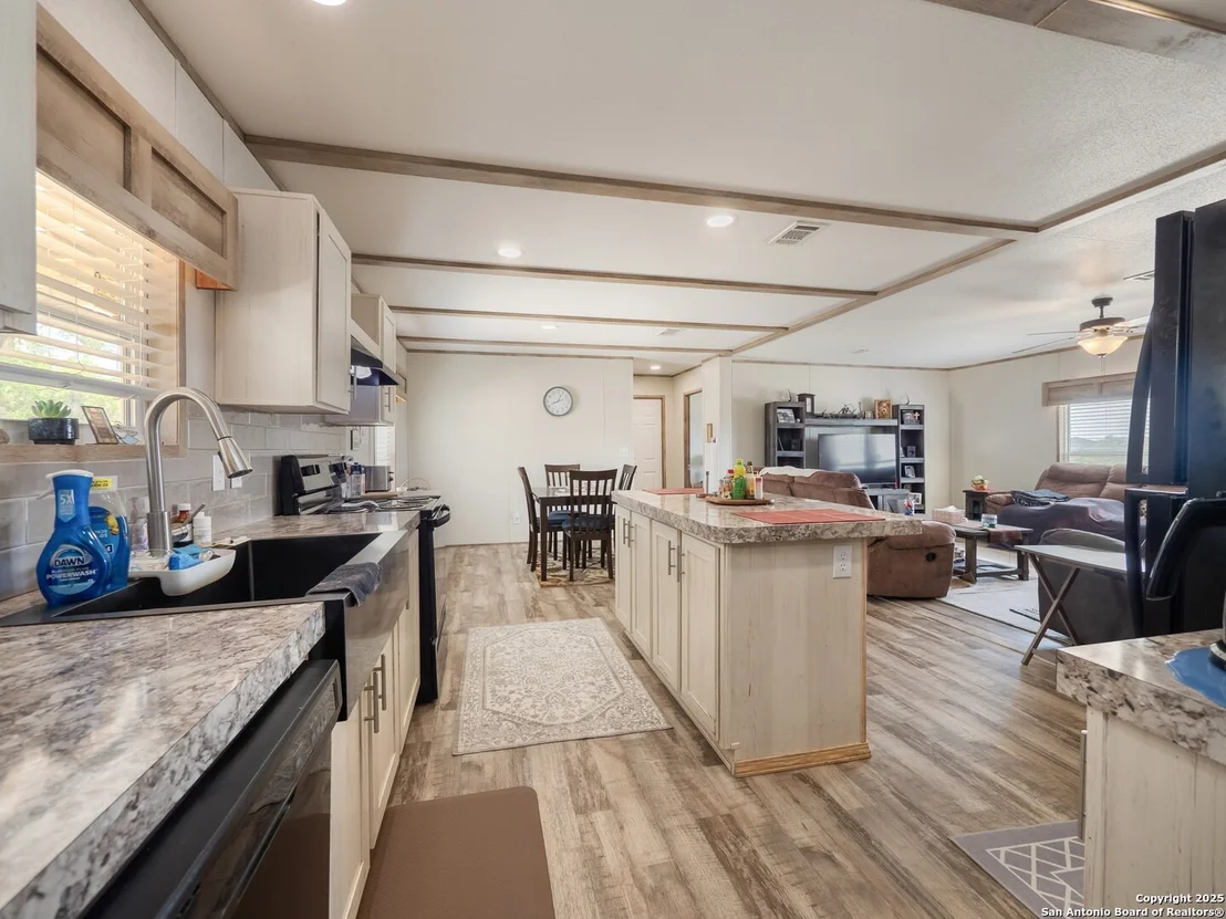 Photo of 385 Ridge Trail