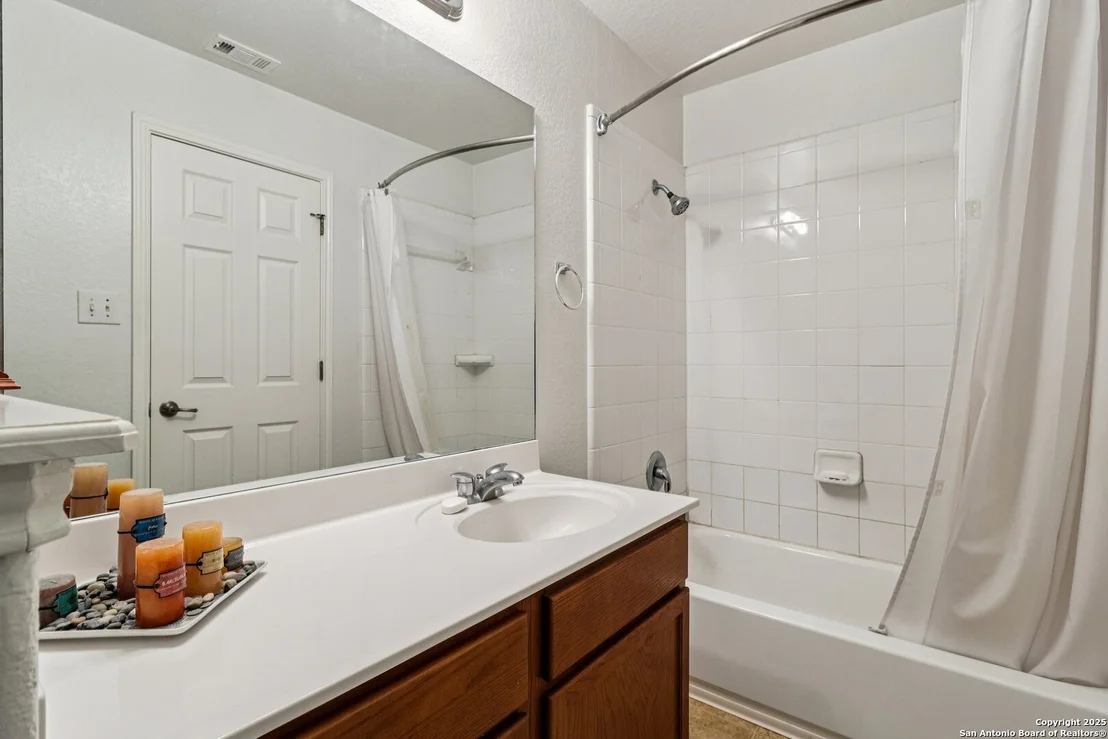 Photo of 685 La Bahia Loop