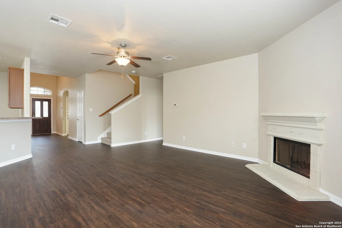 Photo of 526 Point Meadows