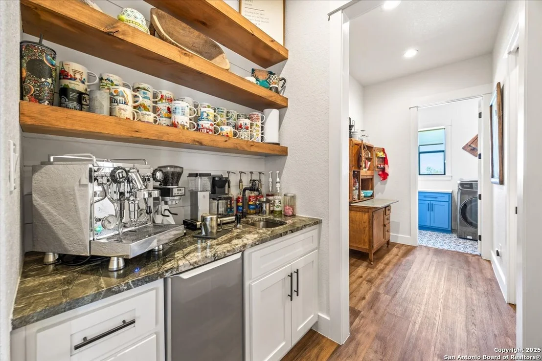 Photo of 317 Farmstead