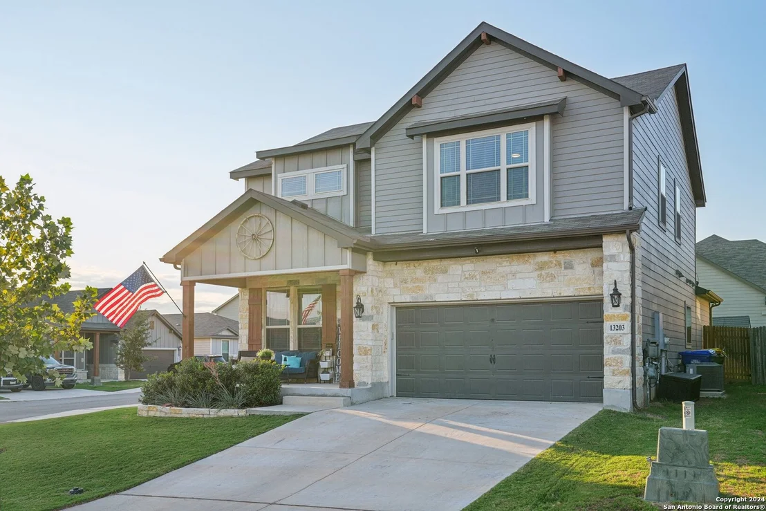 Photo of 13203 PROSPECTOR WAY