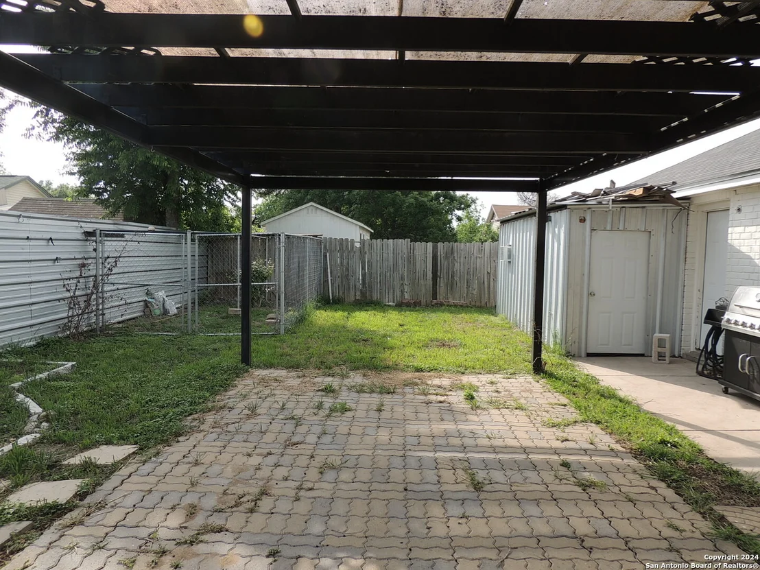Photo of 3386 Aragon Dr