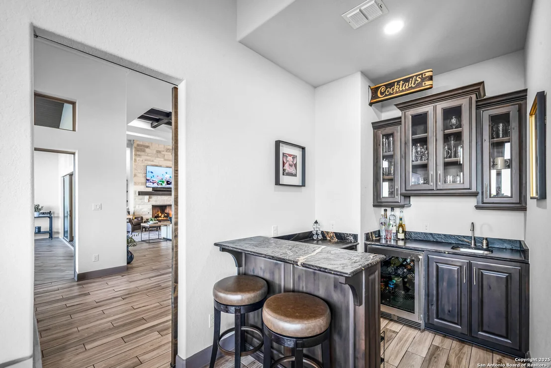Photo of 2330 Occidente