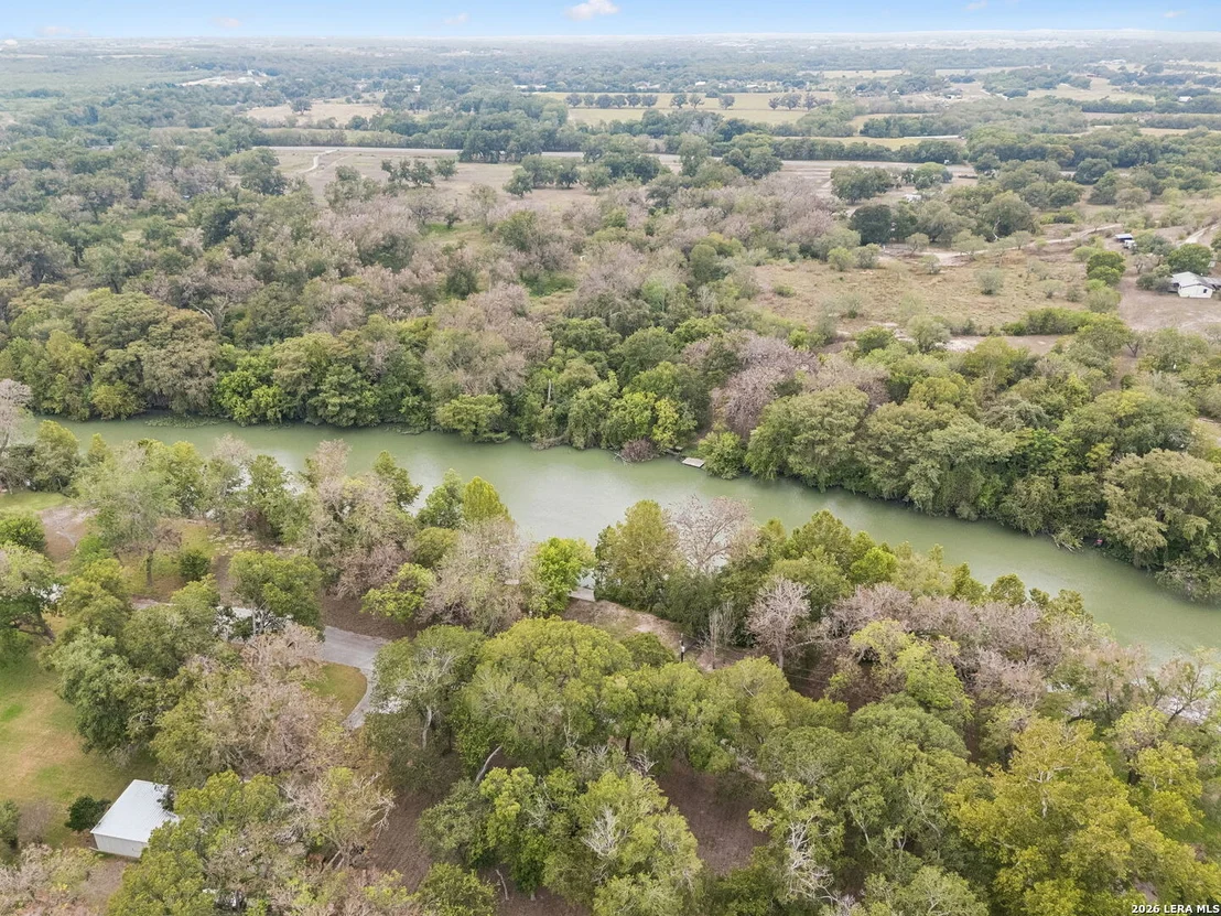 Photo of 8 RIVER OAK DR