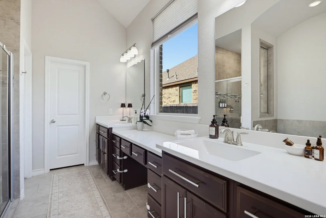 Photo of 3058 Blenheim Park