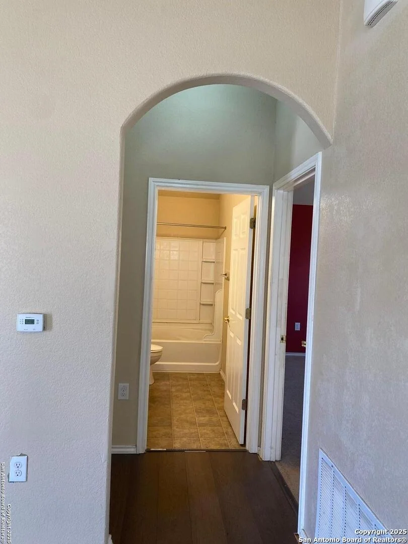 Photo of 8914 Mission BRK