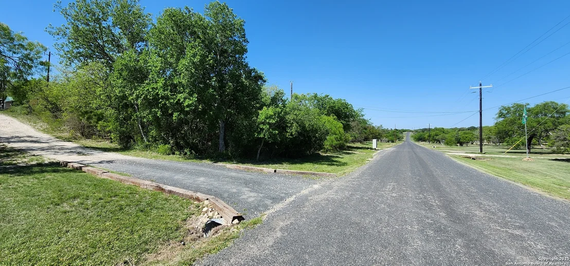 Photo of 350 County Road 574