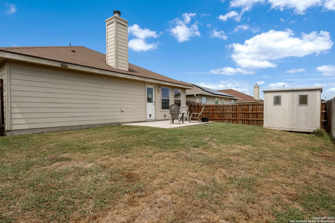 Photo of 8434 Blackstone