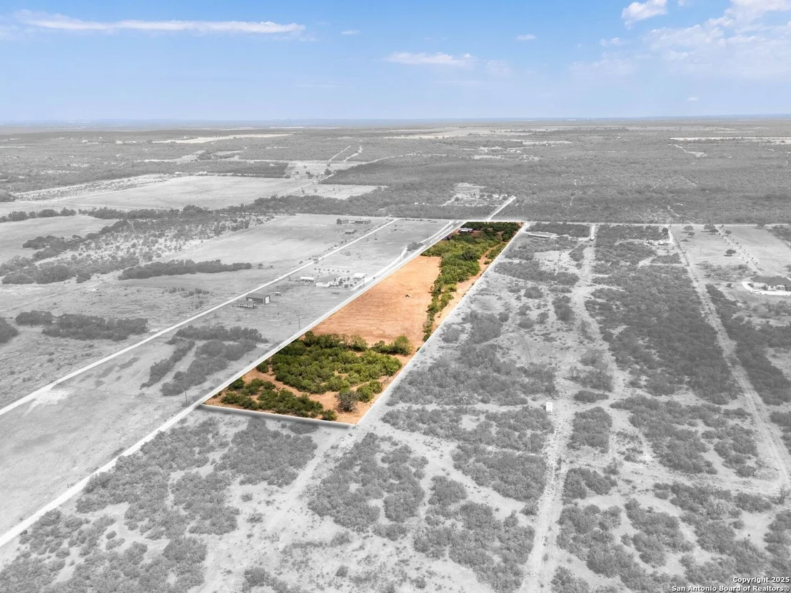 Photo of 1979 County Road 651