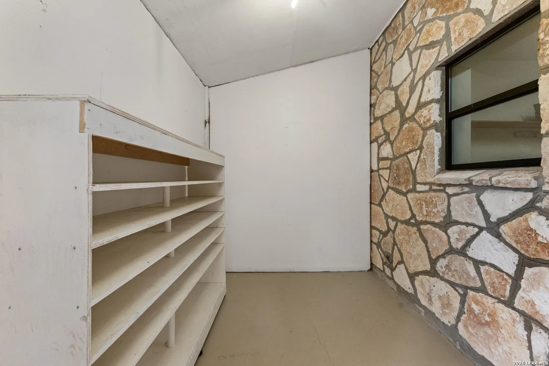 Photo of 165 SETTLERS CIR