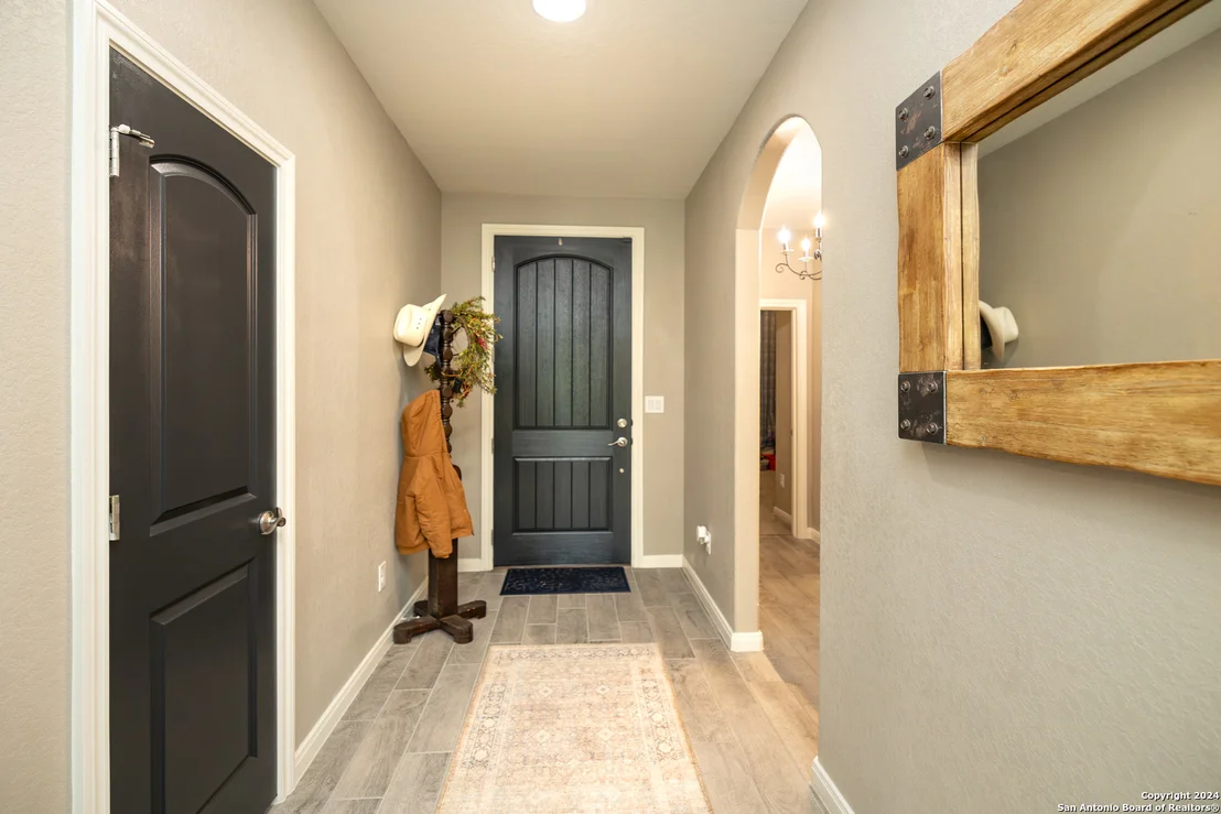 Photo of 218 IRON GATE