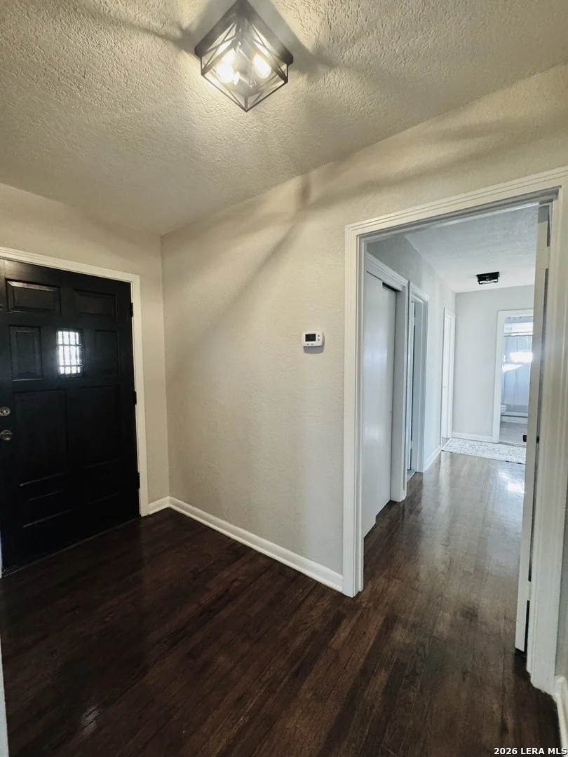 Photo of 841 Laurel St
