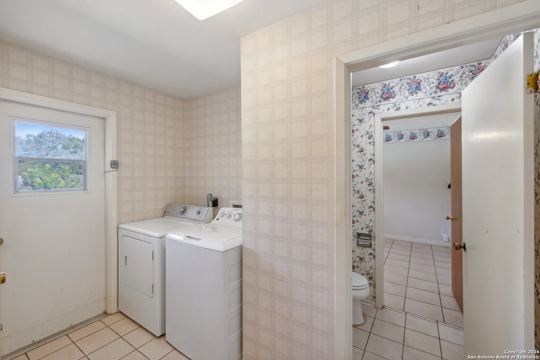 Photo of 449 GOLFCREST