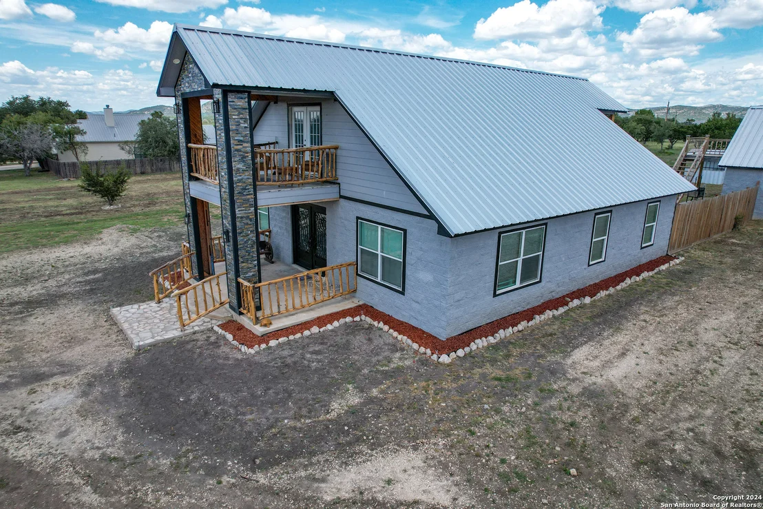 Photo of 136 Cardinal Drive