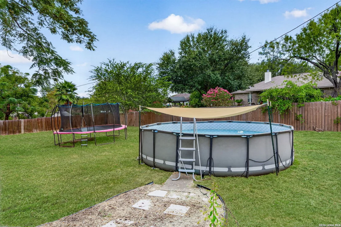 Photo of 1380 Meadowlark