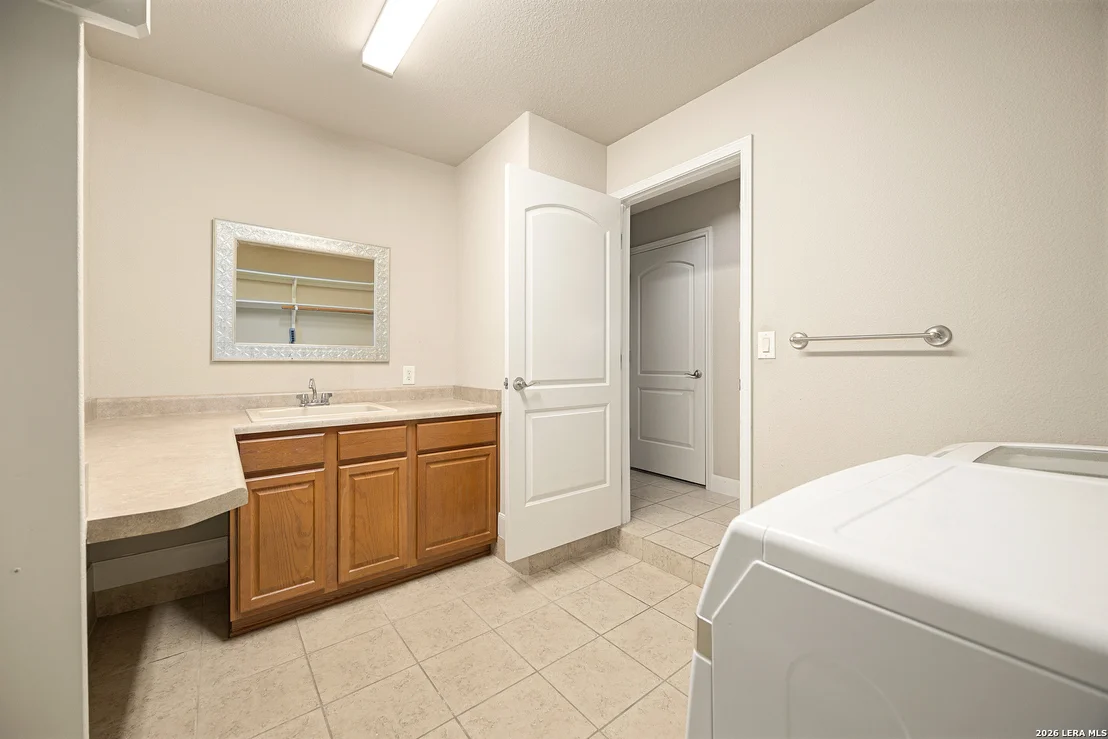 Photo of 217 High Point Cir