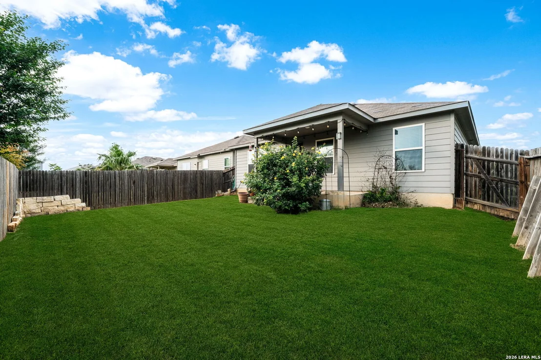 Photo of 4619 HEATHERS CROSS