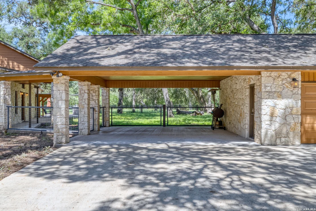 Photo of 382 Arboles Ct