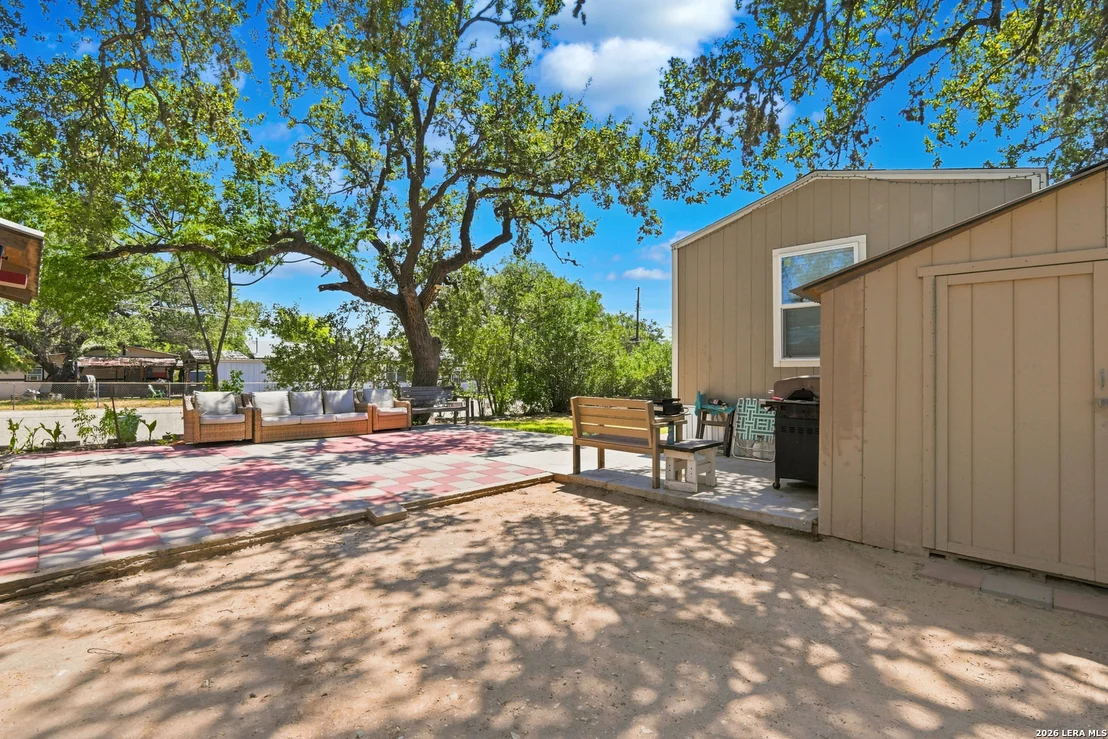 Photo of 735 PARK ST