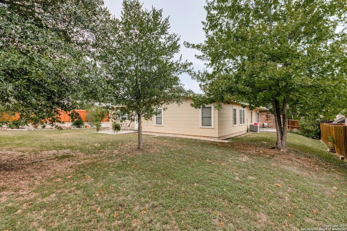 Photo of 230 One Oak Dr.