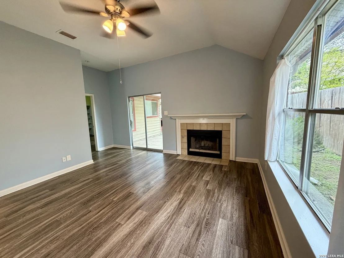 Photo of 627 Meadow Gate