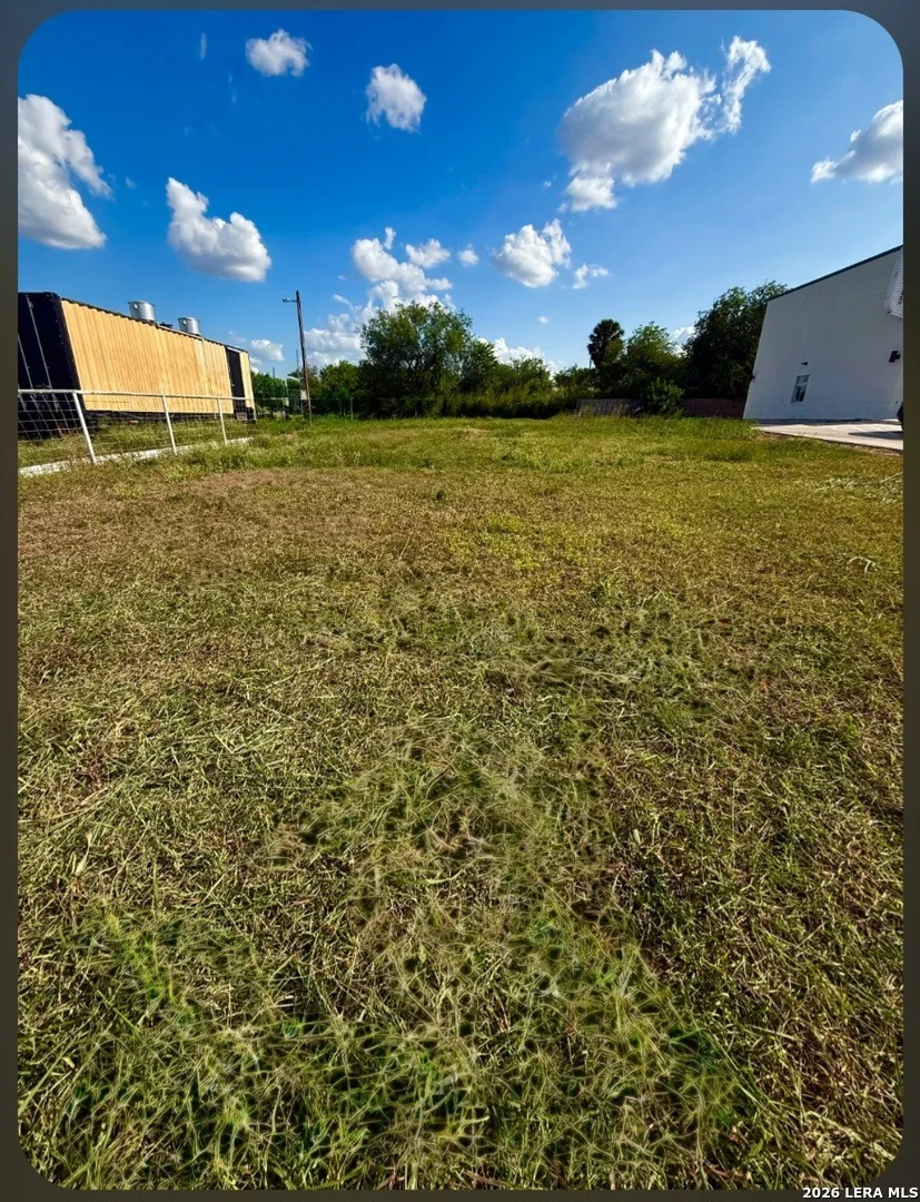 Photo of 1920 Culebra Rd