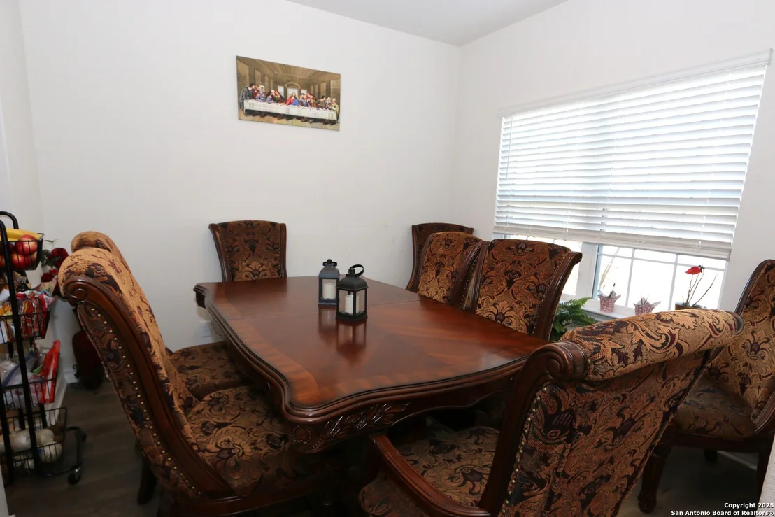 Photo of 9904 BRATTEN RISE