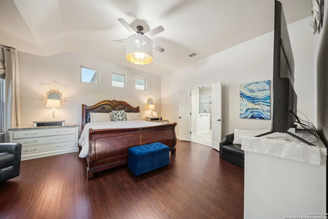 Photo of 505 Saddle Hill