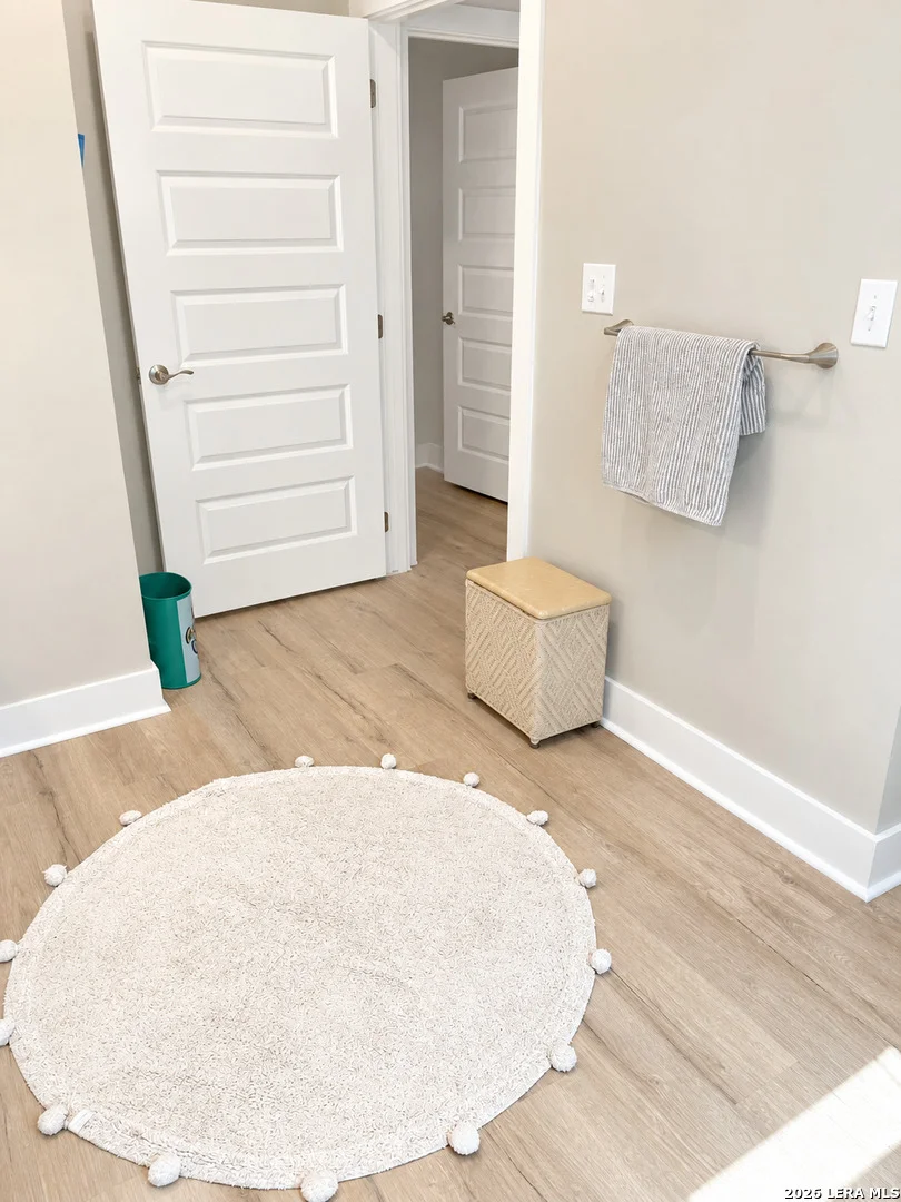 Photo of 137 OASIS CIR
