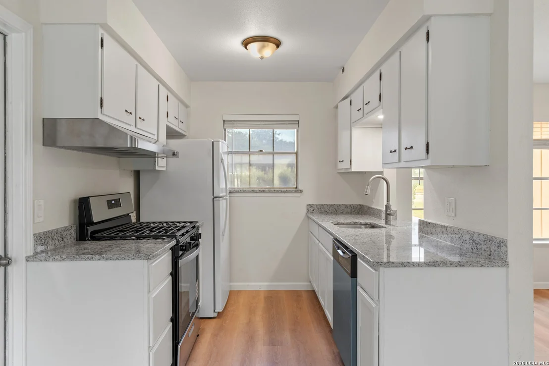 Photo of 212 Avenue F