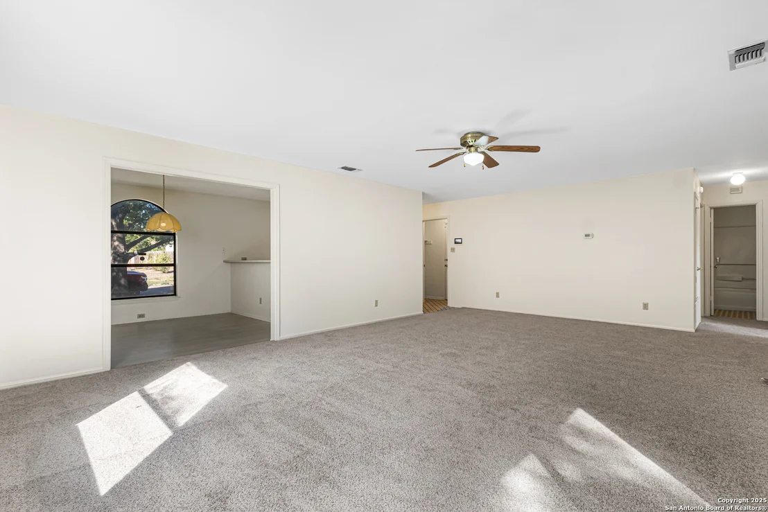Photo of 642 Freiling